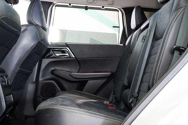 2022 Mitsubishi Outlander Aspire ZM