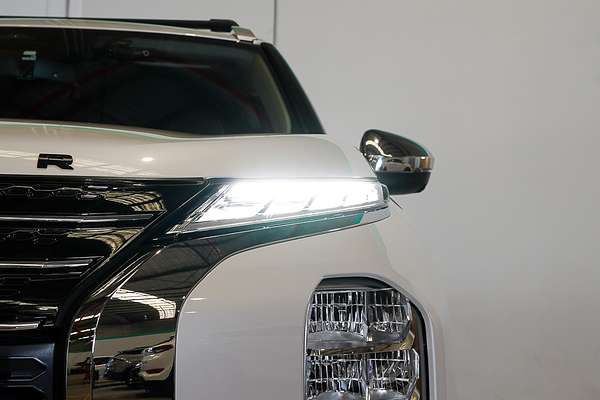 2022 Mitsubishi Outlander Aspire ZM