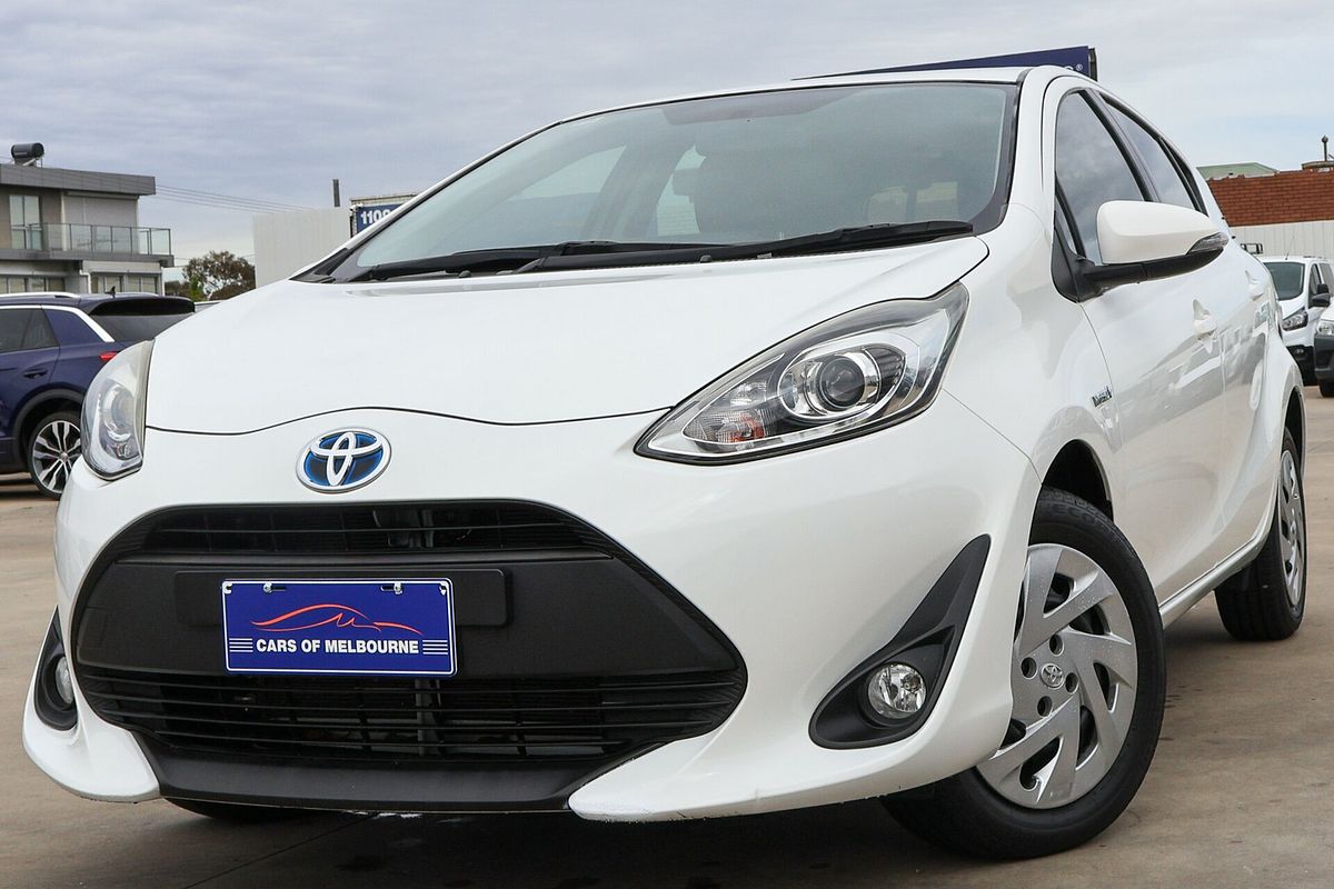 2017 Toyota Prius C NHP10R