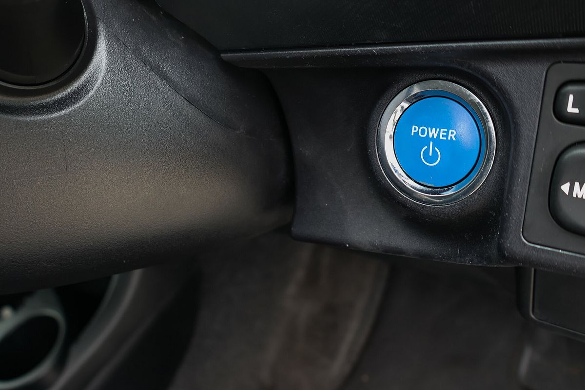 2017 Toyota Prius C NHP10R