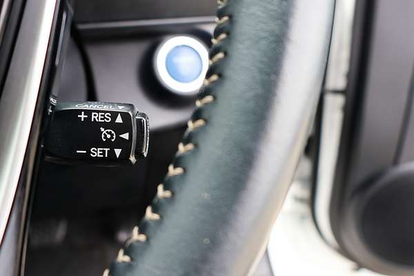 2017 Toyota Prius C NHP10R