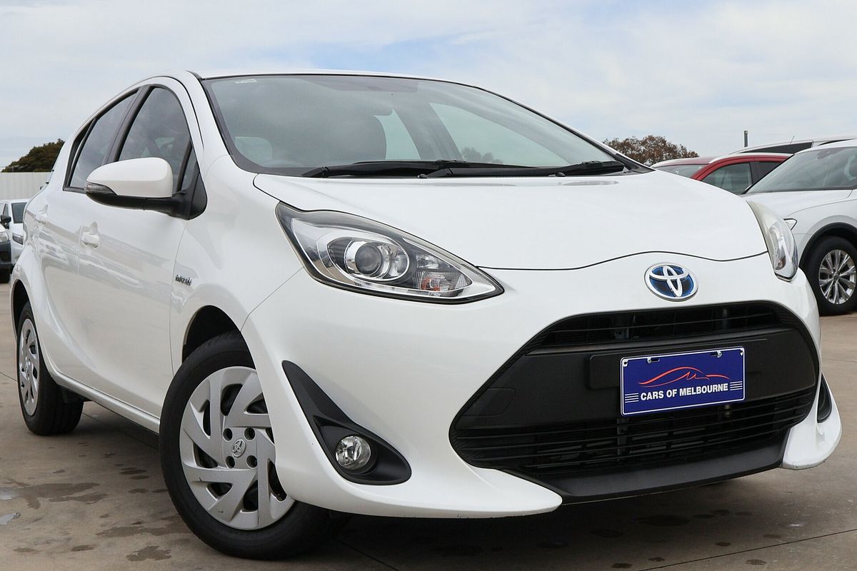 2017 Toyota Prius C NHP10R