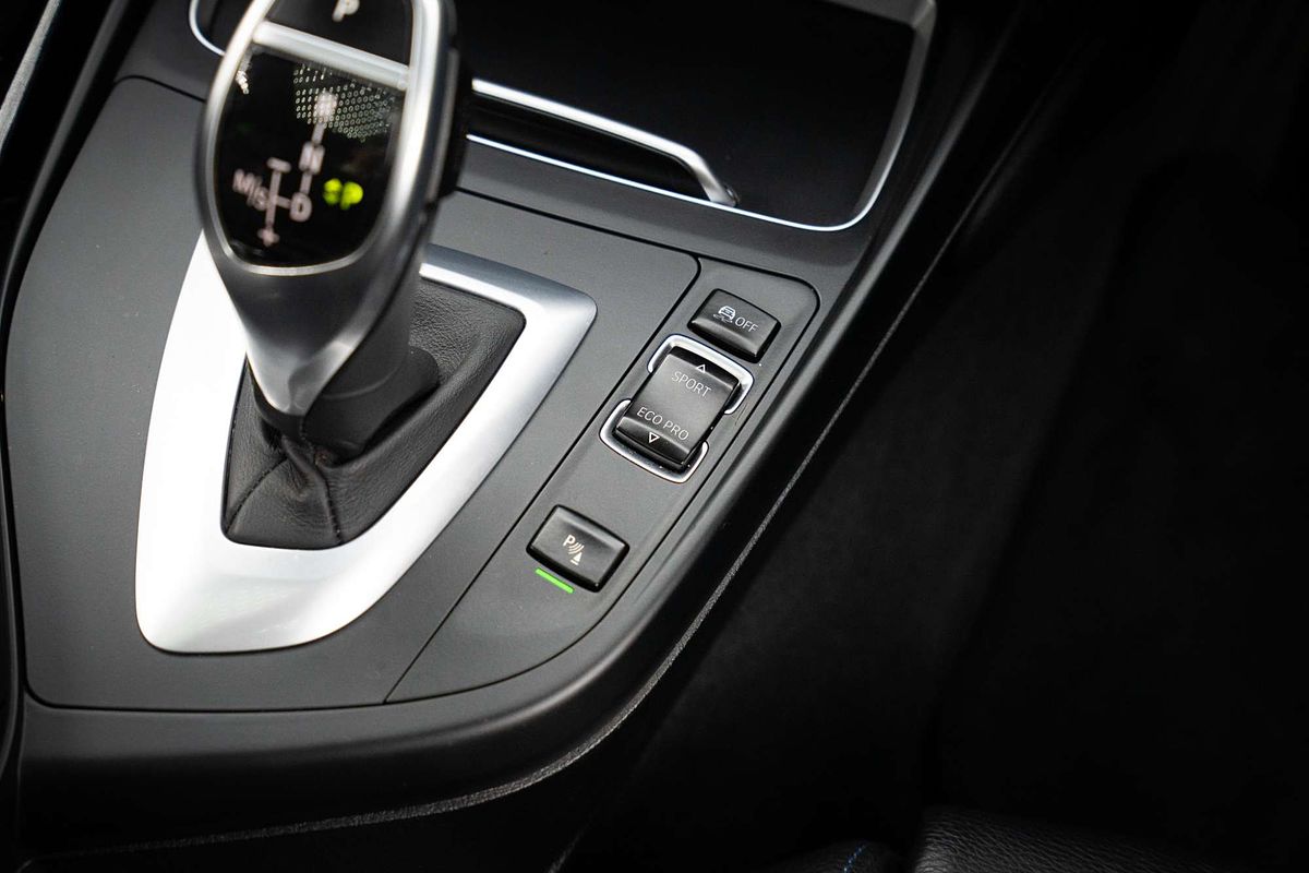 2017 BMW 1 Series M140i F20 LCI