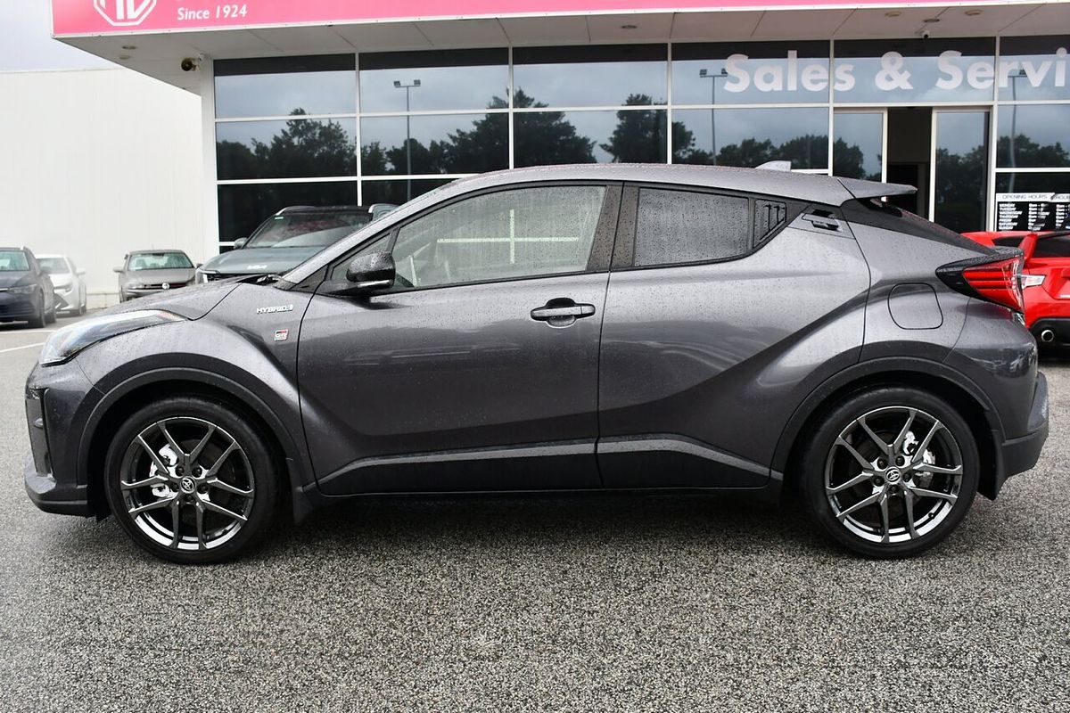 2022 Toyota C-HR GR Sport ZYX10R