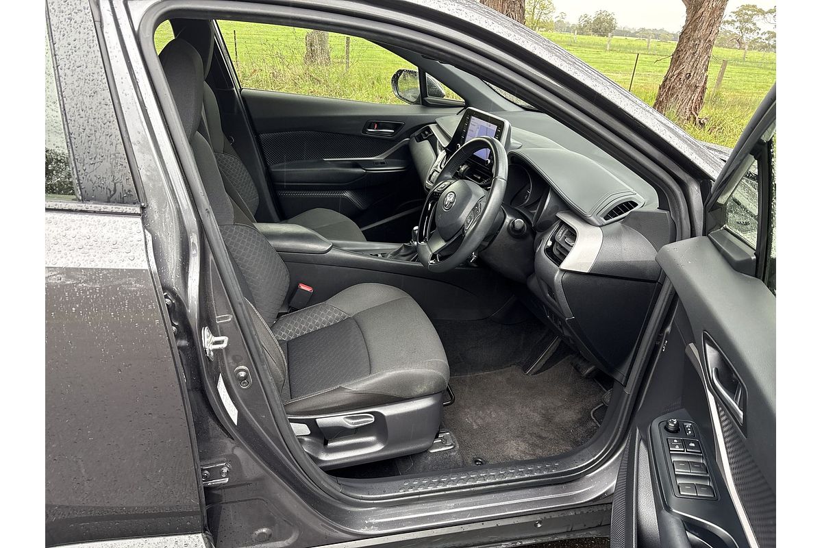 2020 Toyota C-HR GXL NGX10R