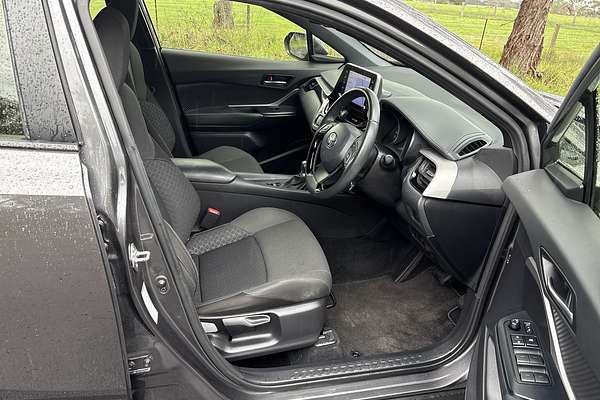 2020 Toyota C-HR GXL NGX10R