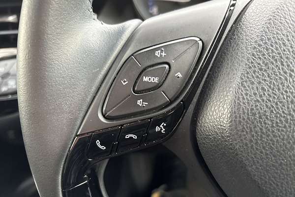 2020 Toyota C-HR GXL NGX10R