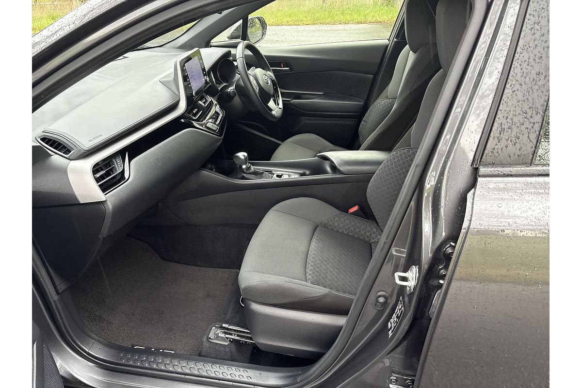 2020 Toyota C-HR GXL NGX10R