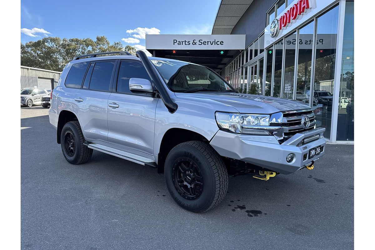 2017 Toyota Landcruiser GXL VDJ200R