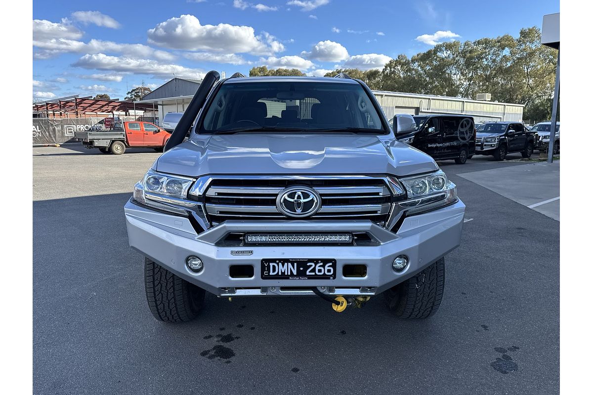 2017 Toyota Landcruiser GXL VDJ200R