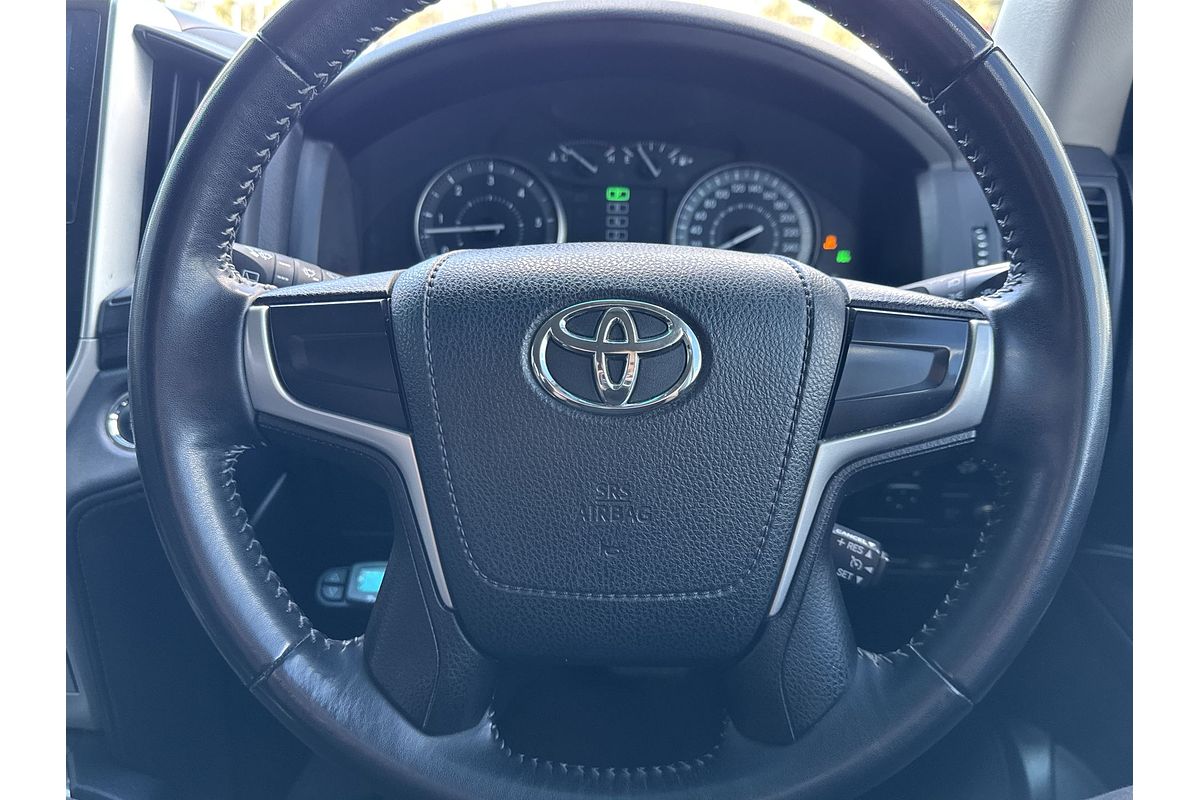 2017 Toyota Landcruiser GXL VDJ200R