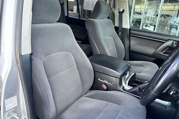 2017 Toyota Landcruiser GXL VDJ200R