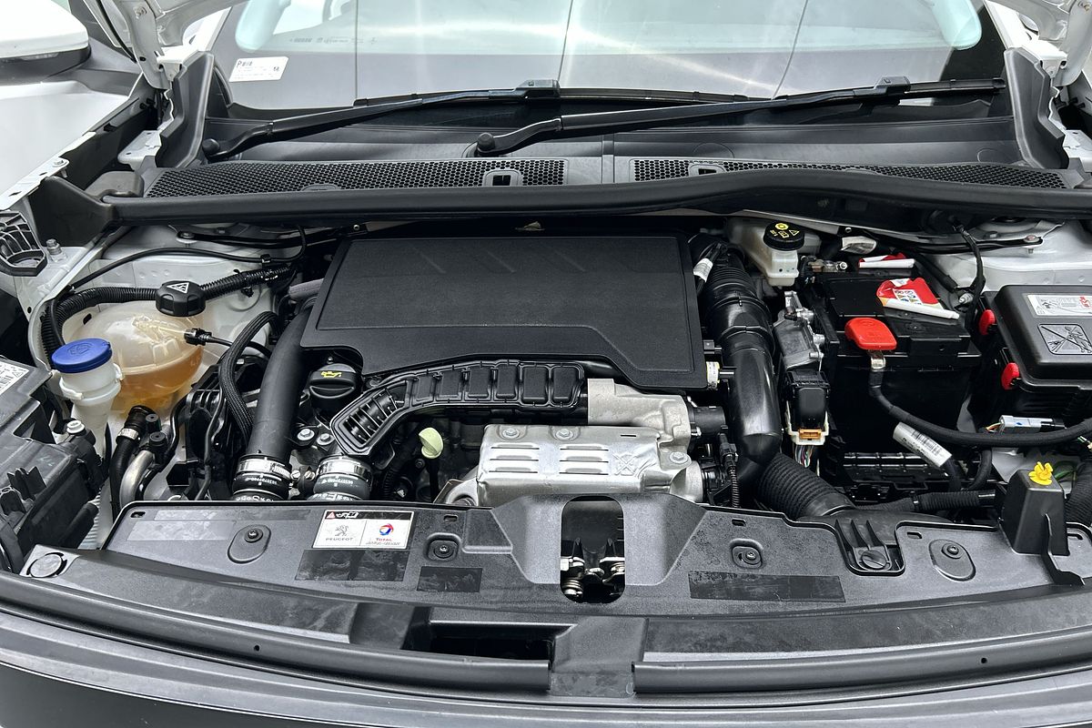 2020 Peugeot 2008 Allure P24