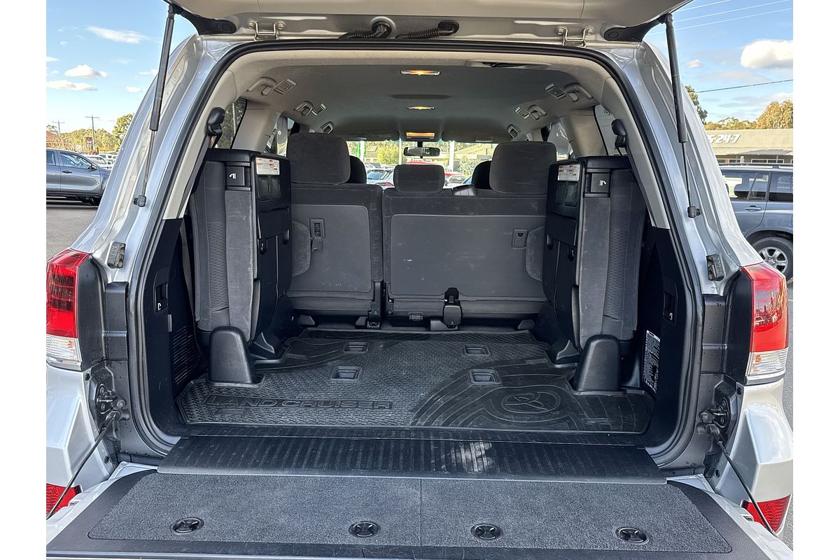 2017 Toyota Landcruiser GXL VDJ200R