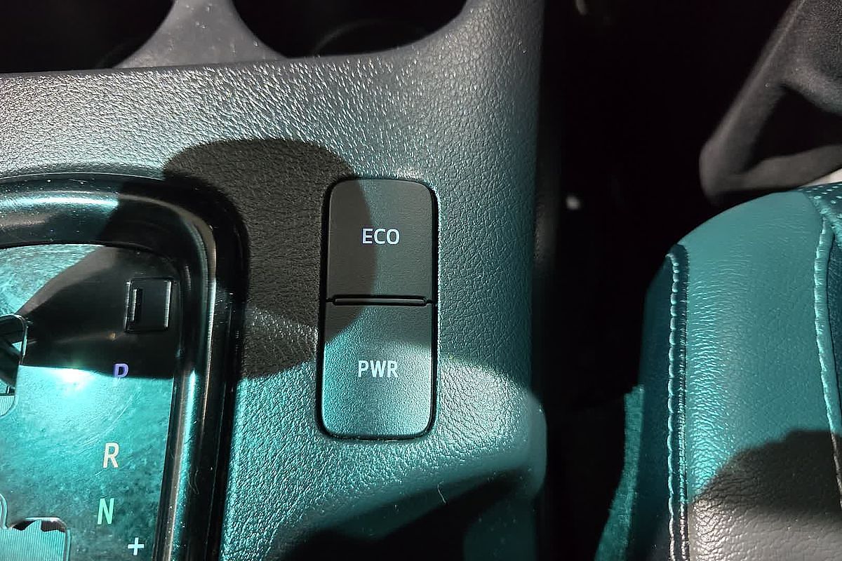 2022 Toyota Hilux Rugged X GUN126R 4X4