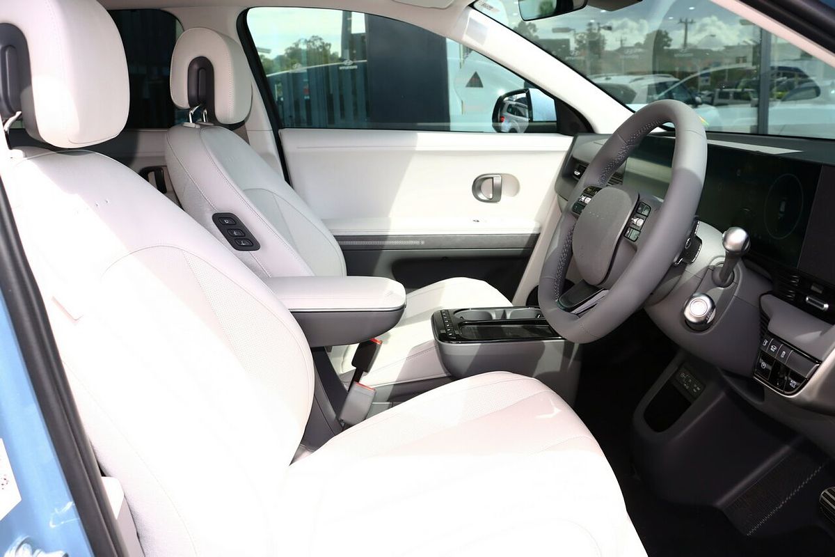 2025 Hyundai IONIQ 5 EPIQ NE.V5