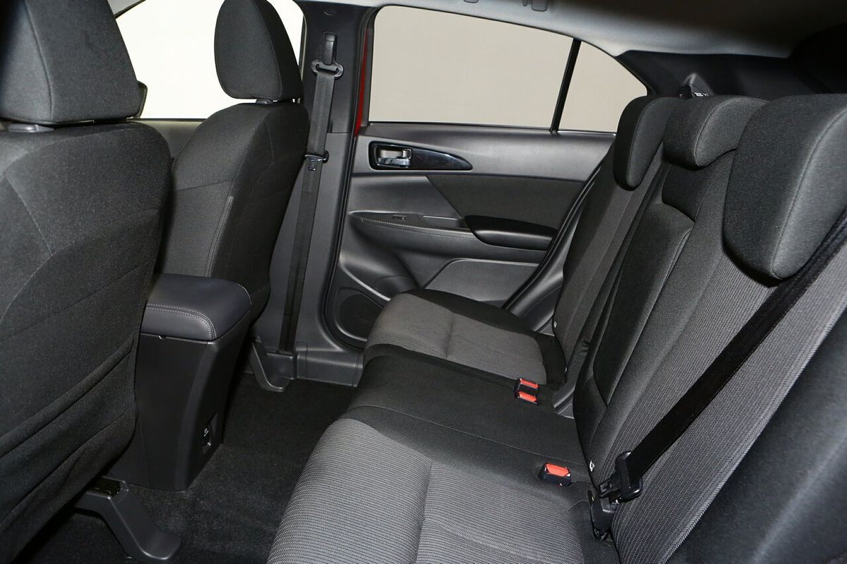2021 Mitsubishi Eclipse Cross LS YB