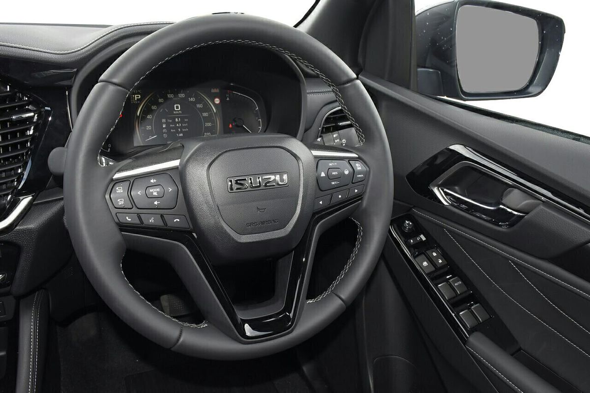 2025 Isuzu MU-X LS-T