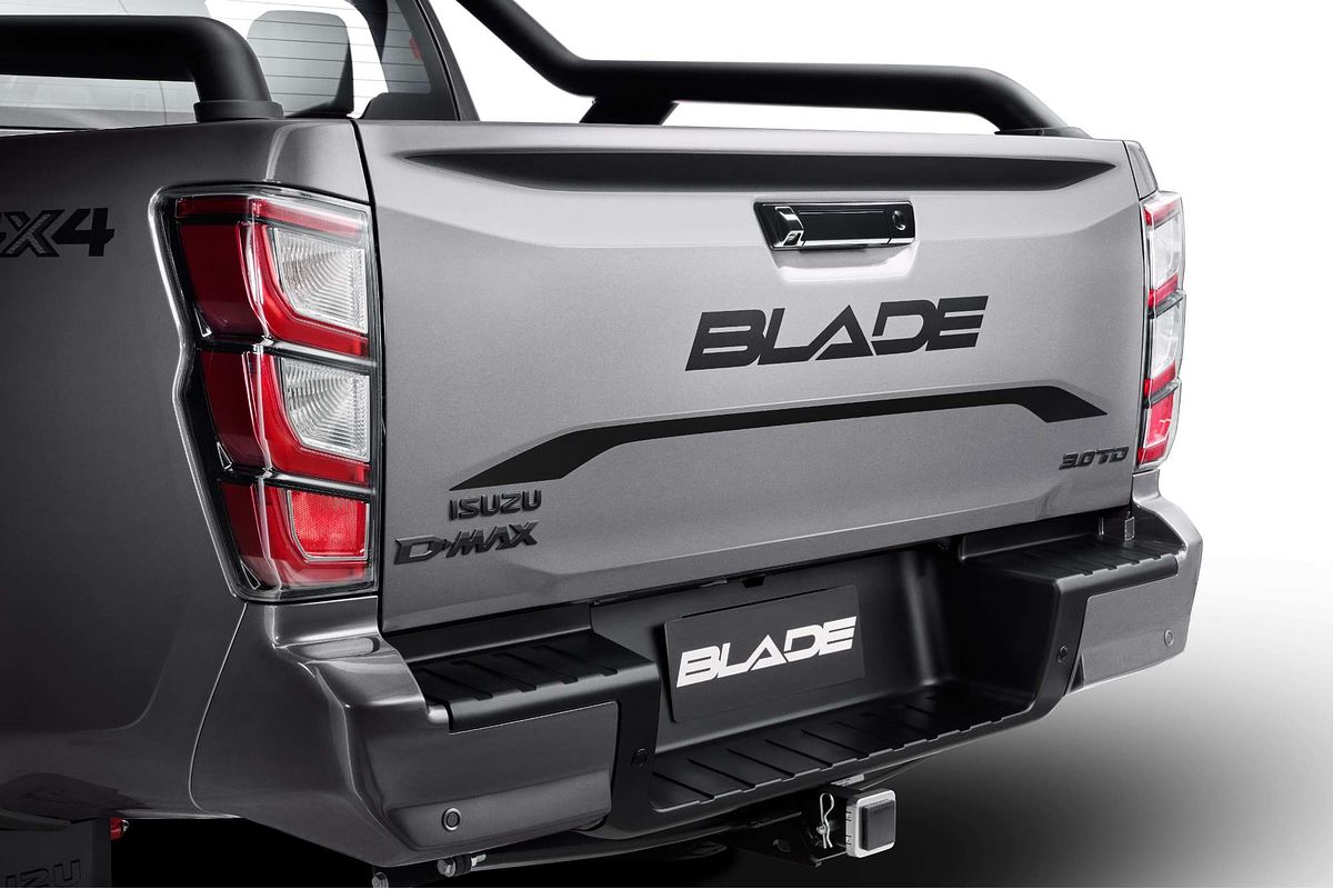 2025 Isuzu D-MAX BLADE 4X4