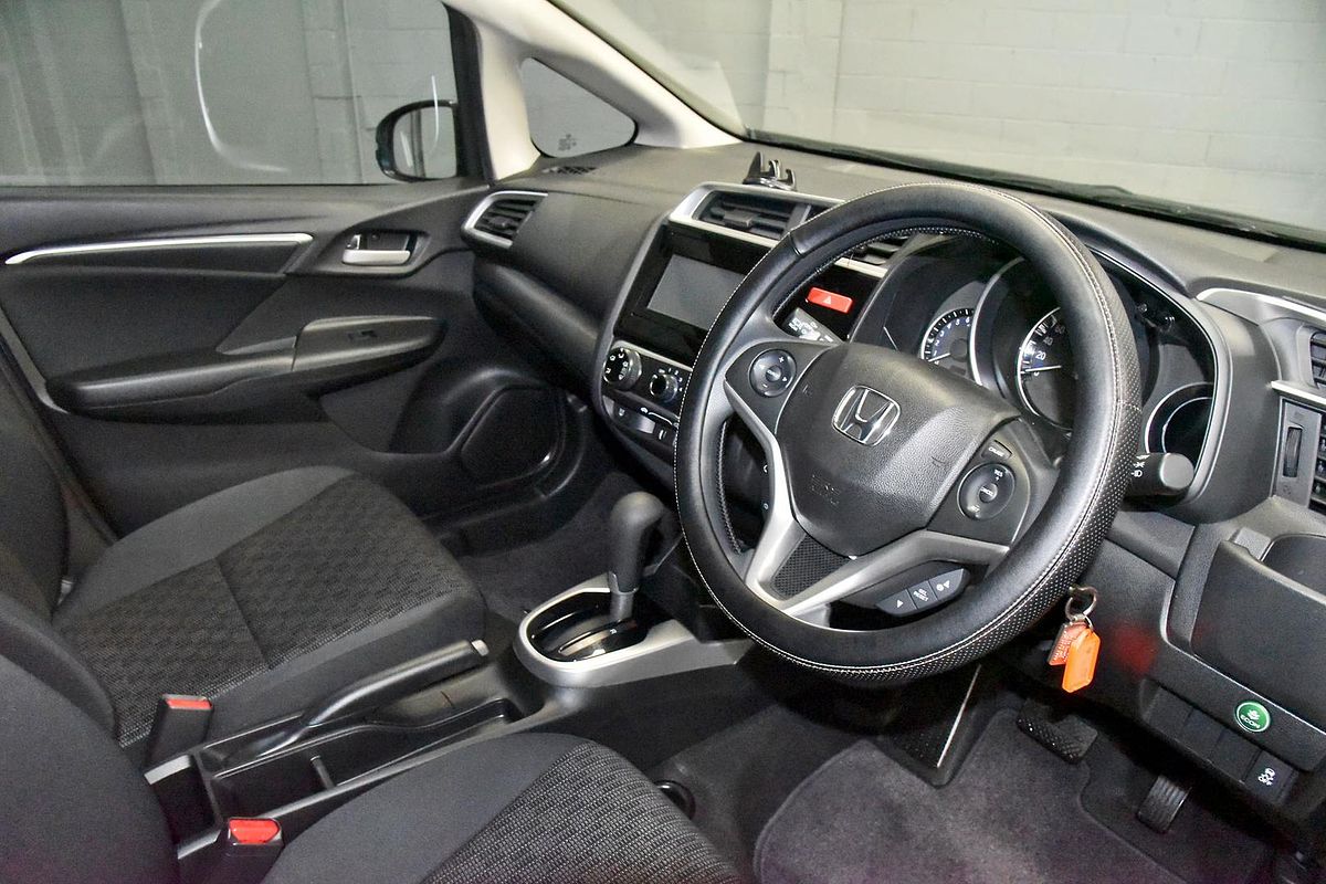 2017 Honda Jazz VTi GF