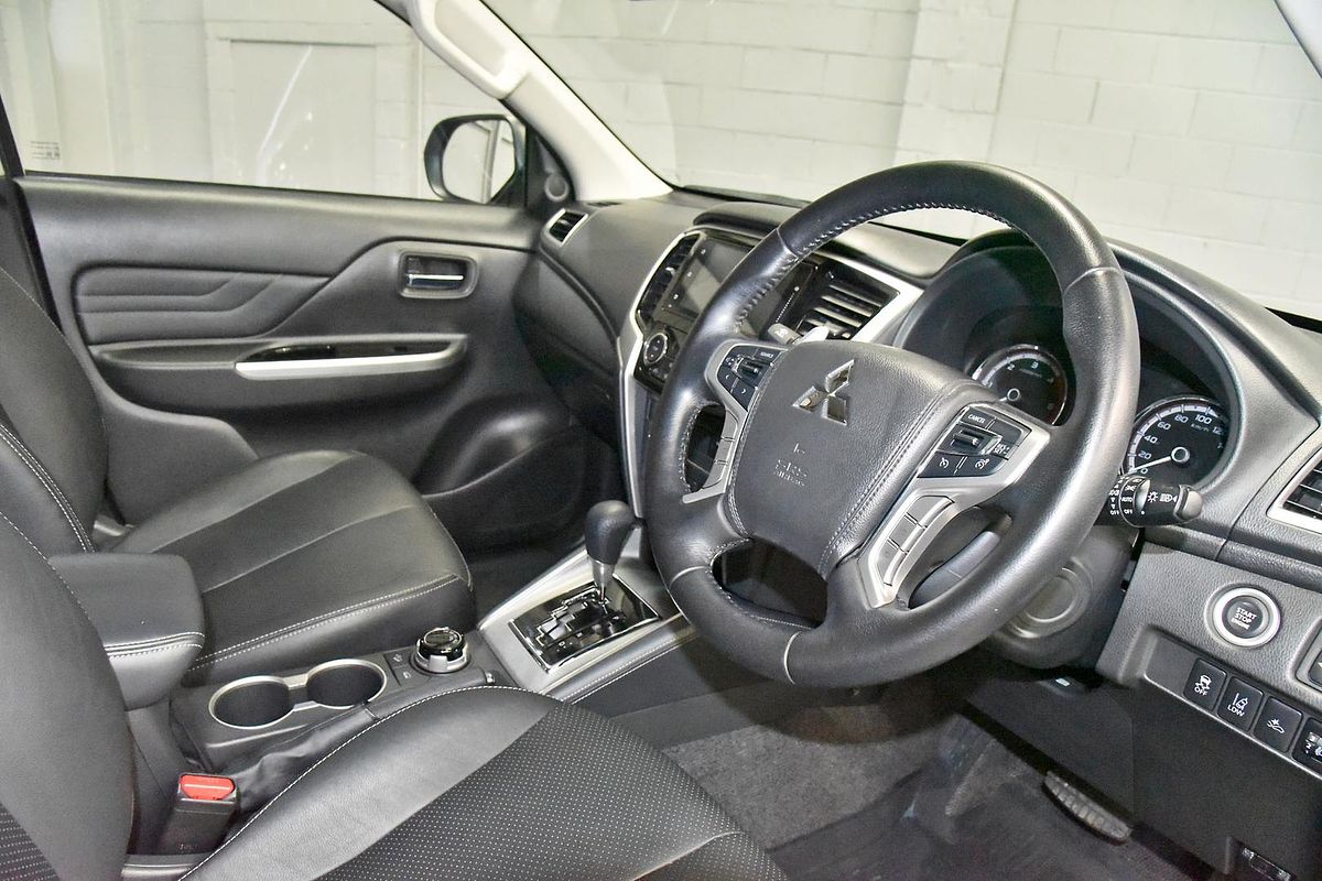 2022 Mitsubishi Triton GSR MR 4X4