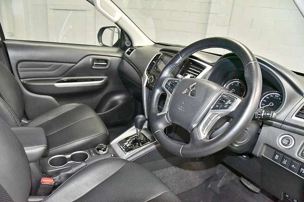 2022 Mitsubishi Triton GSR MR 4X4