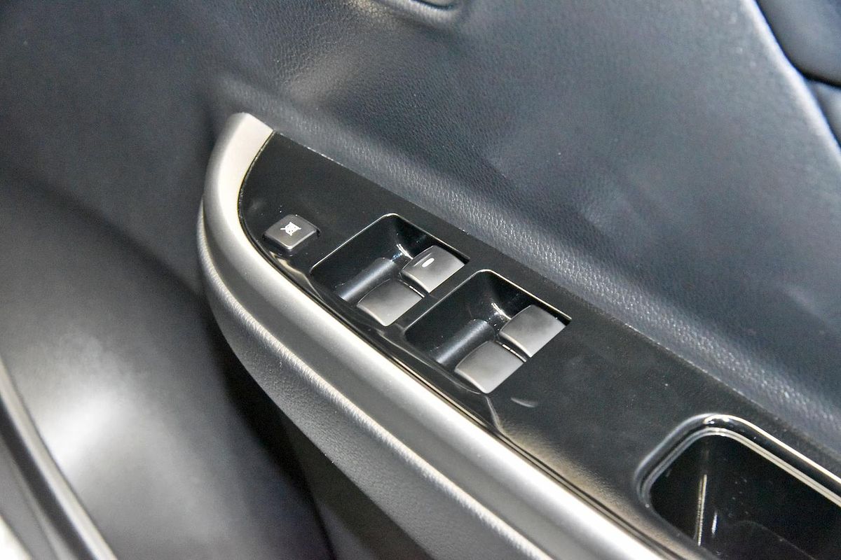 2022 Mitsubishi Triton GSR MR 4X4