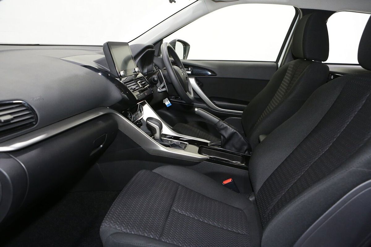 2024 Mitsubishi Eclipse Cross ES YB