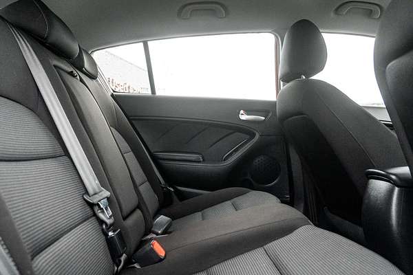 2017 Kia Cerato S YD