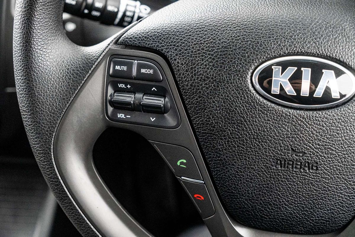 2017 Kia Cerato S YD