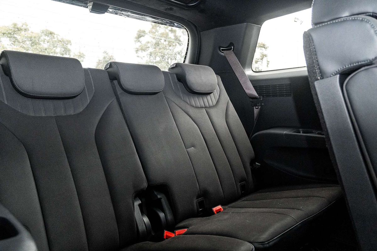 2024 Hyundai Palisade Calligraphy Black Ink LX2.V5