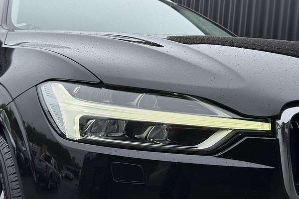 2019 Volvo XC60 D4 Momentum