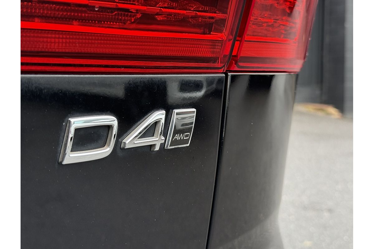 2019 Volvo XC60 D4 Momentum