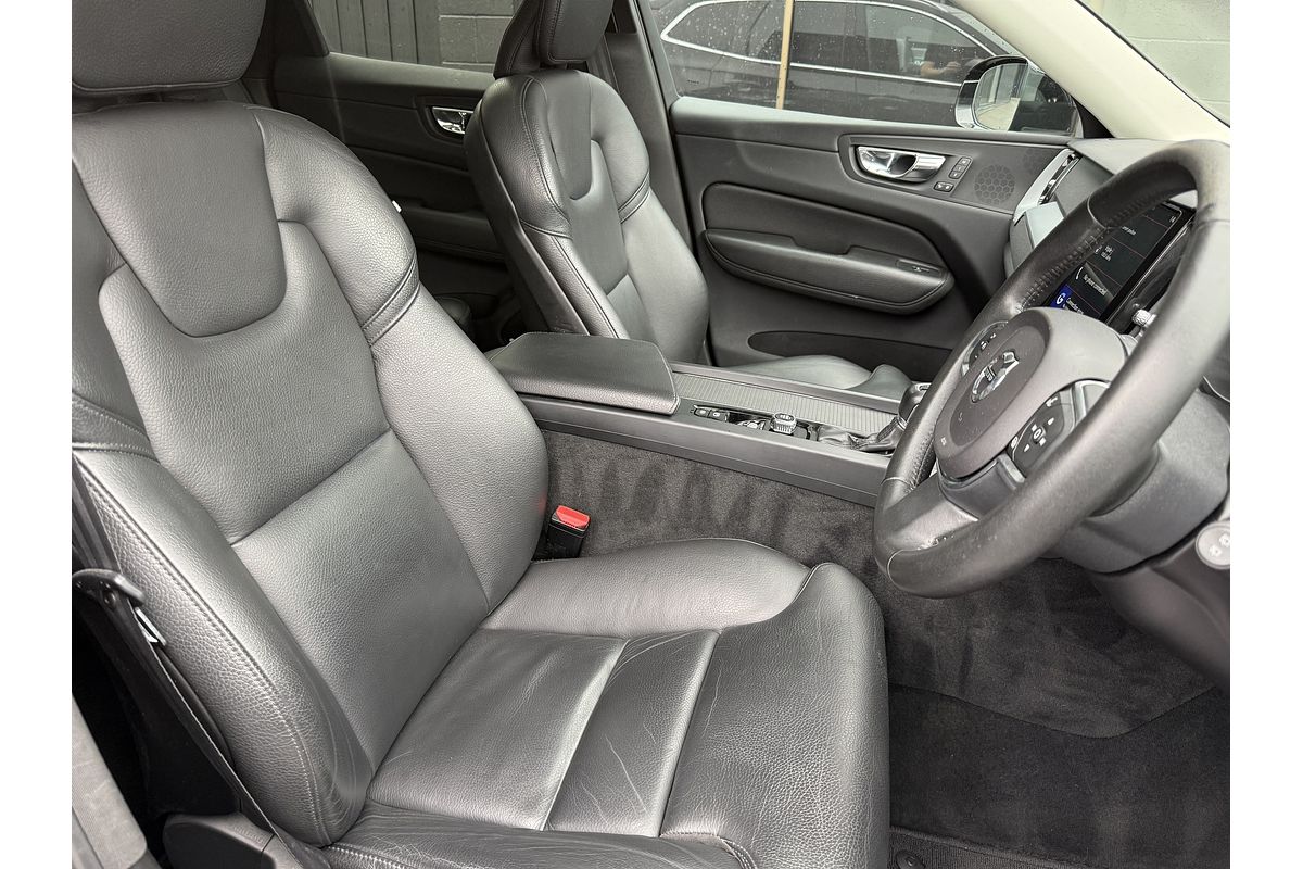 2019 Volvo XC60 D4 Momentum