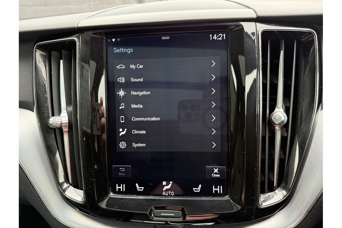 2019 Volvo XC60 D4 Momentum