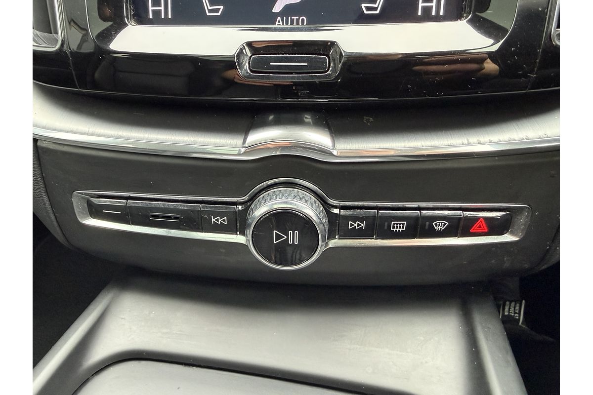 2019 Volvo XC60 D4 Momentum