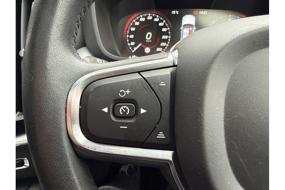2019 Volvo XC60 D4 Momentum