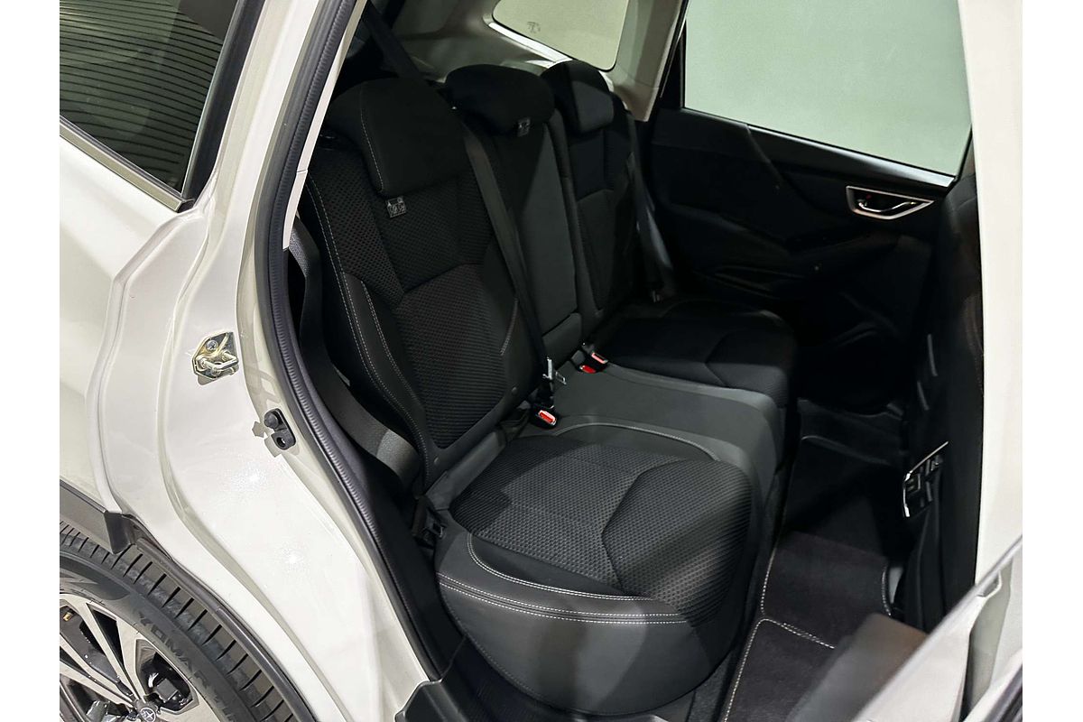 2021 Subaru Forester 2.5i Premium S5