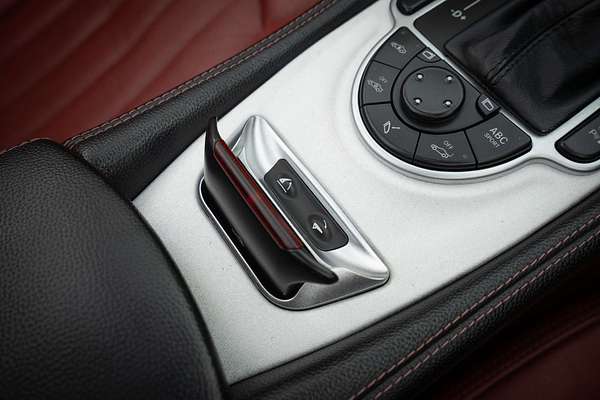 2004 Mercedes-Benz SL-Class SL55 AMG R230