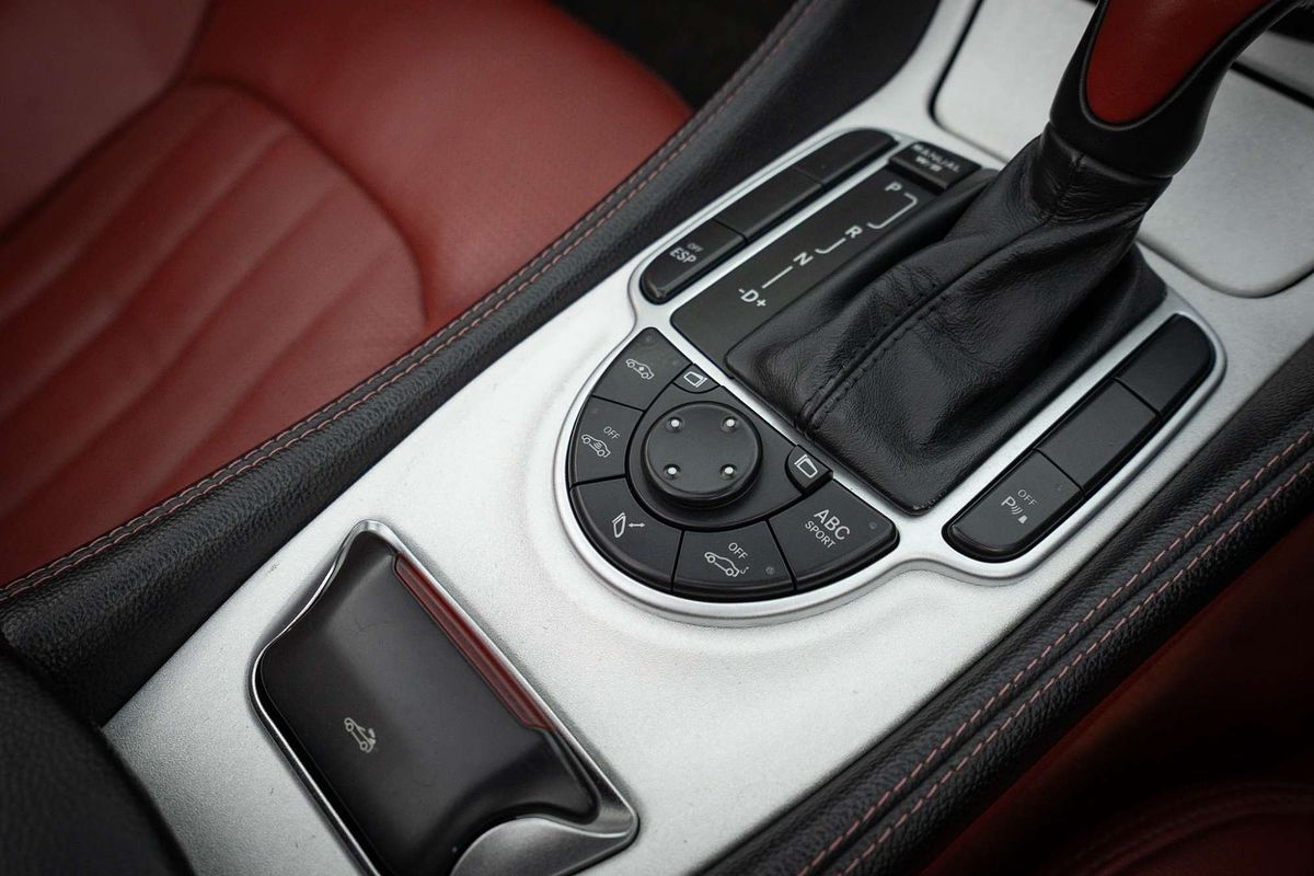 2004 Mercedes-Benz SL-Class SL55 AMG R230