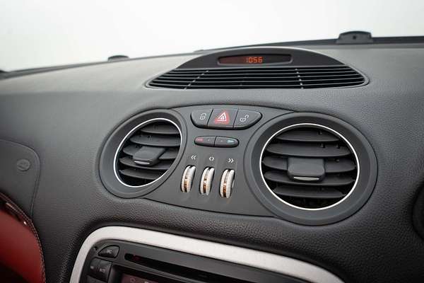 2004 Mercedes-Benz SL-Class SL55 AMG R230