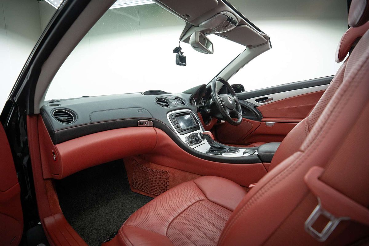 2004 Mercedes-Benz SL-Class SL55 AMG R230