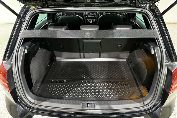 2016 Volkswagen Golf R 7