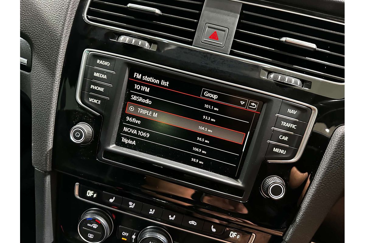2016 Volkswagen Golf R 7