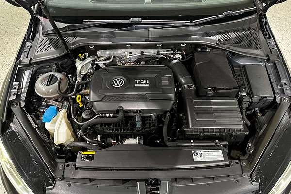 2016 Volkswagen Golf R 7