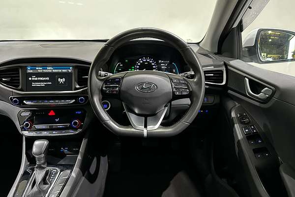 2019 Hyundai IONIQ Plug-in Elite AE.2