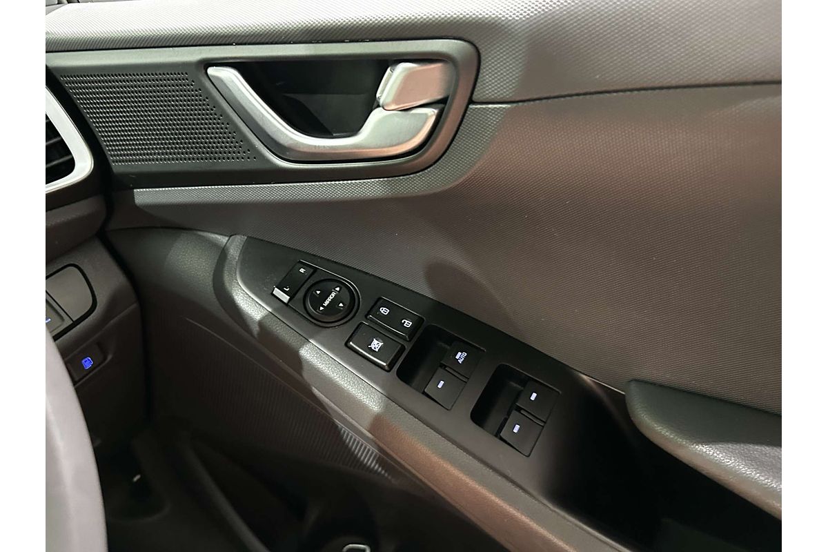 2019 Hyundai IONIQ Plug-in Elite AE.2