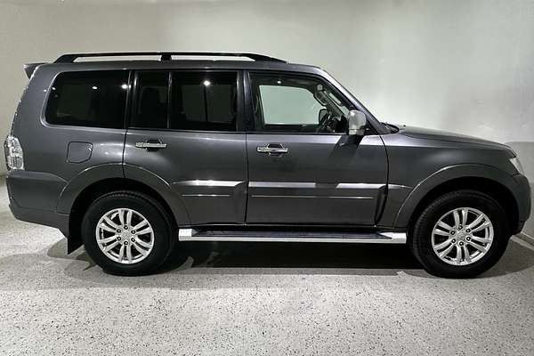 2017 Mitsubishi Pajero GLS NX