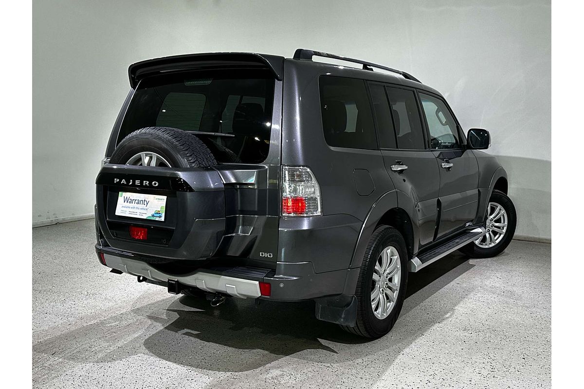 2017 Mitsubishi Pajero GLS NX