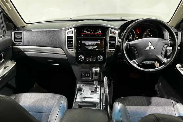 2017 Mitsubishi Pajero GLS NX